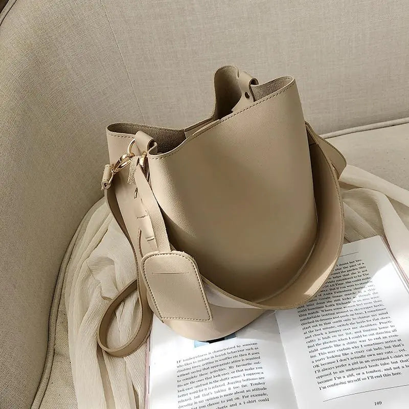 Simple Trendy Bucket Bag